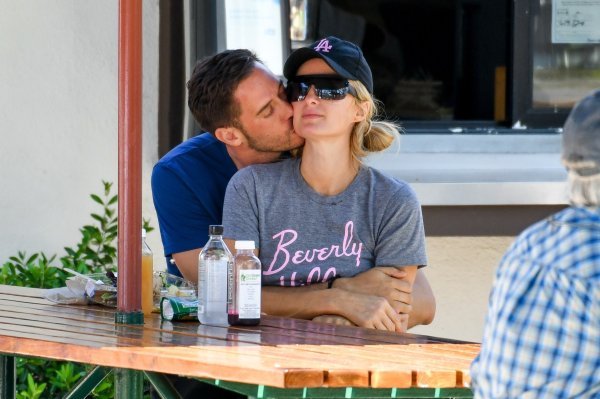 Paris Hilton i Carter Reum