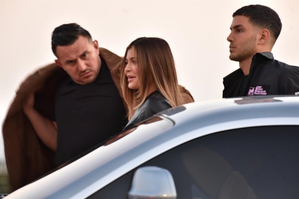 Kylie Jenner u društvu nepoznatog muškarca