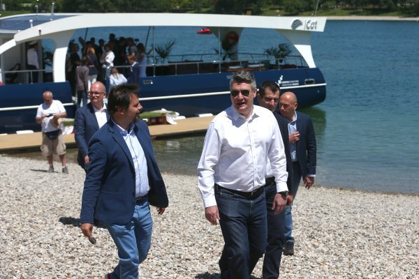 Zagreb: Predsjednik Republike sudjelovao je na predstavljanju broda "solarCat"