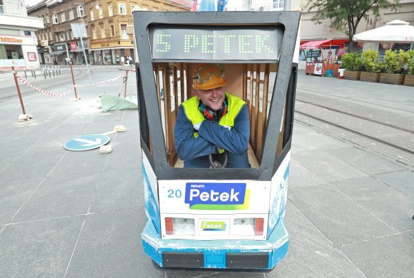 Zagreb: Performans Renata Peteka početak radova na zagrebačkom u-bahnu