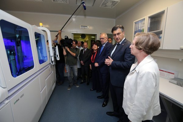 Andrej Plenković u Klinici za infektivne bolesti 'Dr. Fran Mihaljević'