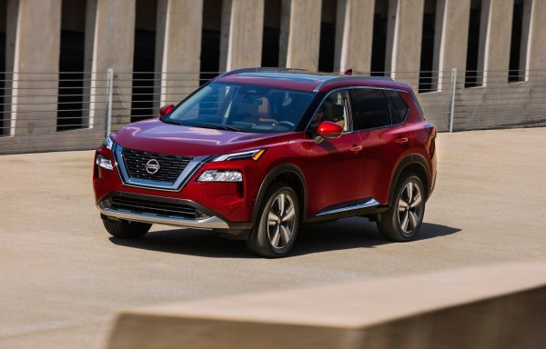 Nissan Rogue (2021.)