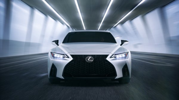 Lexus IS (2021.)