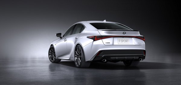 Lexus IS (2021.)