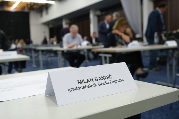 Zagrebačka skupština na Velesajmu