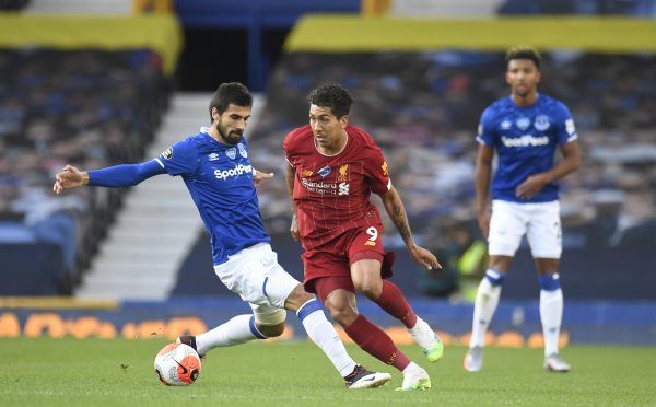 Everton (Andre Gomes) - Liverpool (Roberto Firmino)