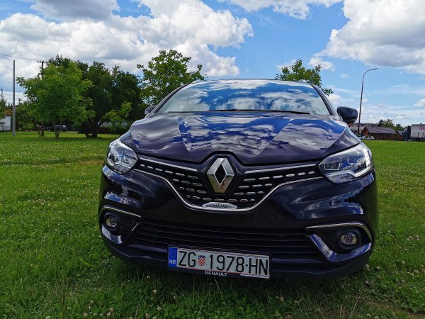 Renault Grand Scénic Initiale Paris Blue dCi 150 EDC