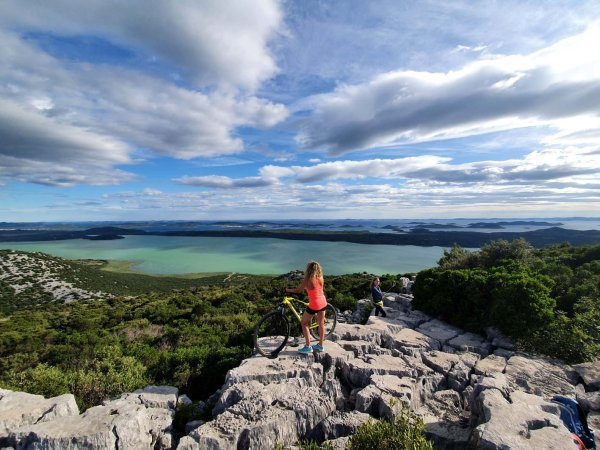 Pedaliranje: Vransko jezero