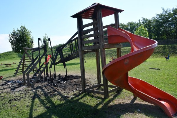 Slavonski Brod, dječje igralište