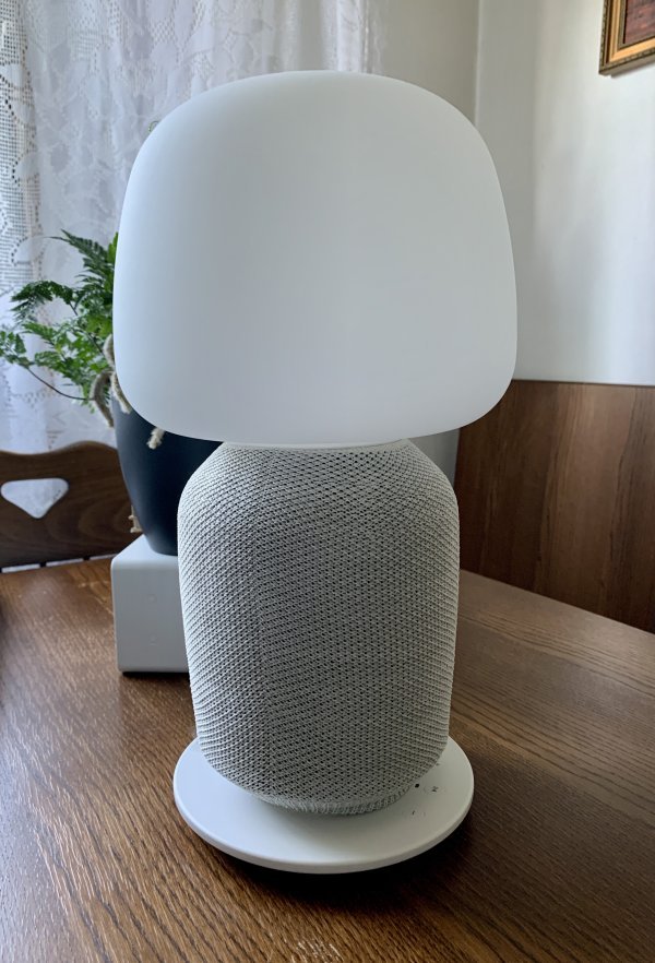 Ikea Symfonisk zvučnik svjetiljka