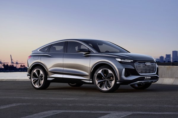 Audi Q4 Sportback e-tron concept