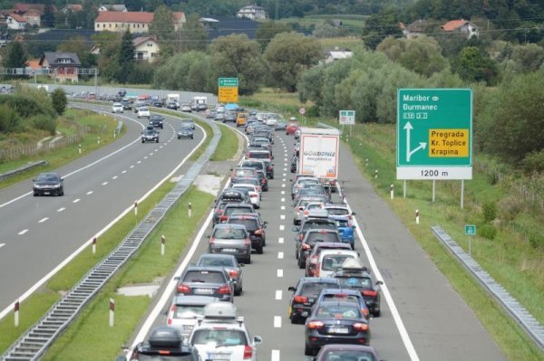 Strabag je većinski vlasnik tvrtke Autocesta Zagreb - Macelj