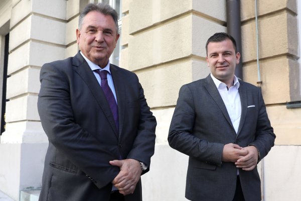 Radimir Čačić, Dario Hrebak