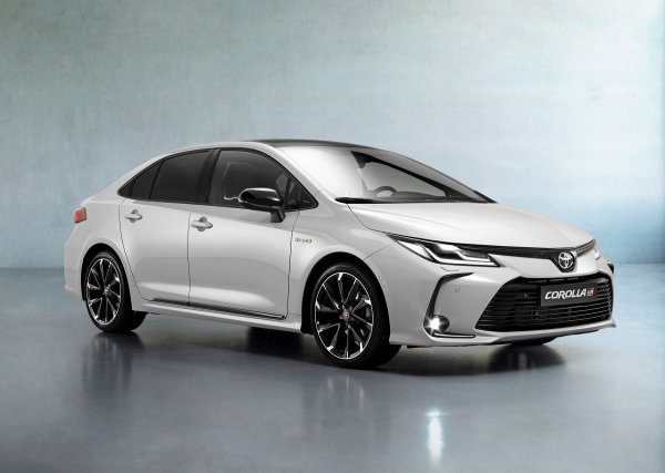 Toyota Corolla Sedan GR SPORT