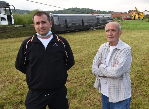 Autobus sletio s ceste kod Tušilovića