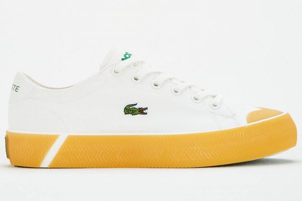 Lacoste Gum-Sole Plimsolls