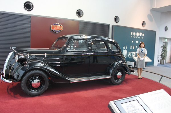 Toyoda Standard Sedan AA (1936.)
