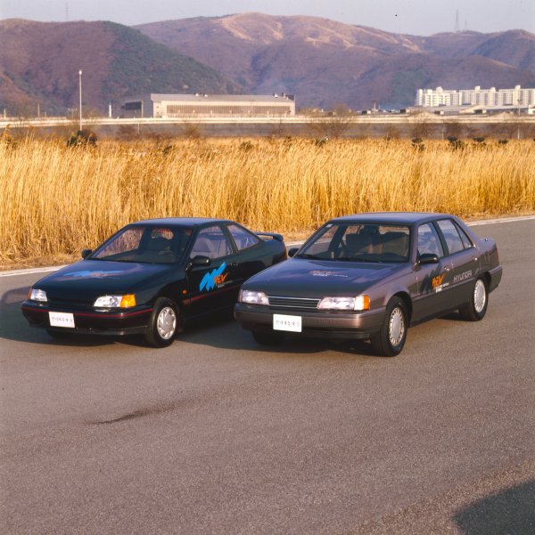 Hyundai Sonata i Scoupe