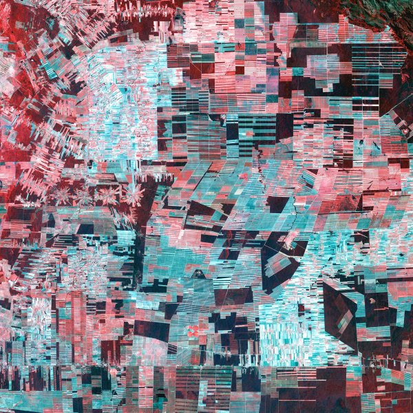Satelitska slika krčenja šume u Boliviji. Zdrava vegetacija označena je crvenom bojom