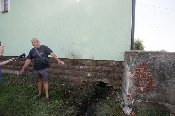 Prometna nesreća u Starim Mikanovcima