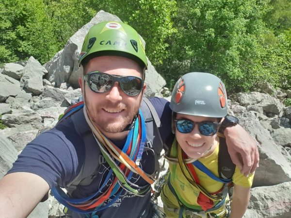 Antoniji je najviše snage dao njezin partner Leonardo Grubelić, također alpinist i HGSS-ovac koji ju je najviše ohrabrivao i poticao da sve pokrene