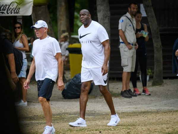 Magic Johnson s obitelji posjetio slapove Krke