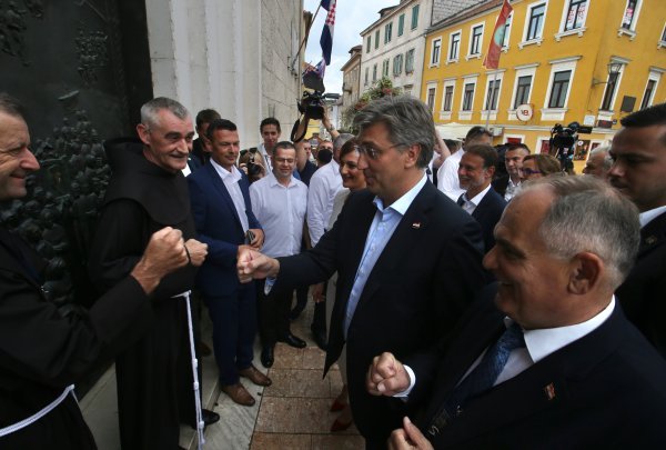 Premijer je sa suradnicima obišao Svetište Čudotvorne Gospe Sinjske