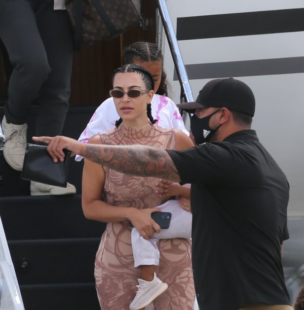 Kim Kardashian i Kanye West s djecom se vratili s odmora