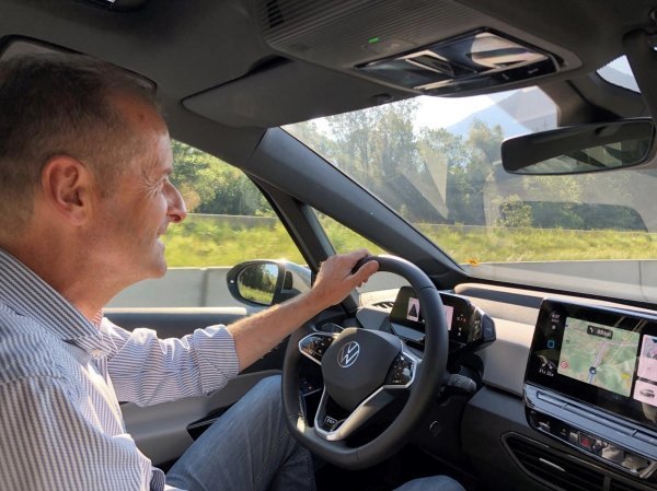Herbert Diess: Šef VW-a je na probnoj vožnji u Italiji s ID.3