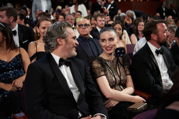 Joaquin Phoenix i Rooney Mara