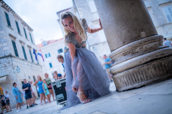 Modna dizajnerica Matija Vuica predstavila svoje nove haljine