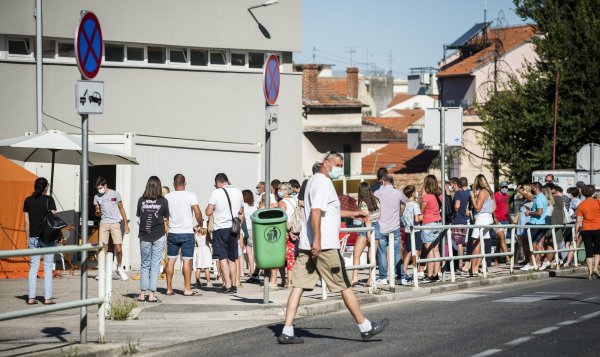 Gužva u Šibeniku na testiranju za koronavirus