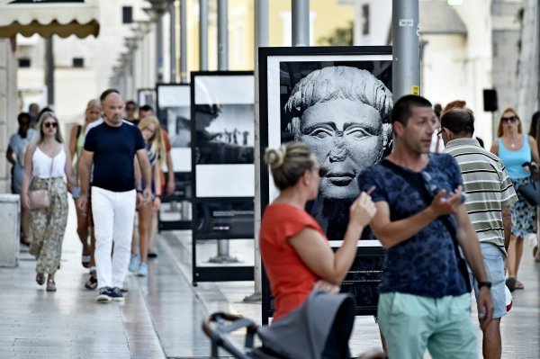 Izložba fotografija 'Salona' Vicka Vidana