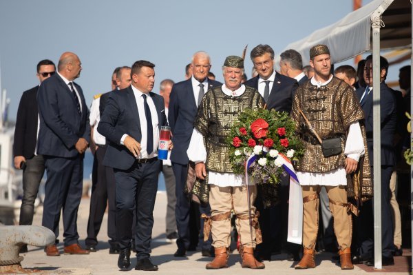 Andrej Plenković na Golom otoku