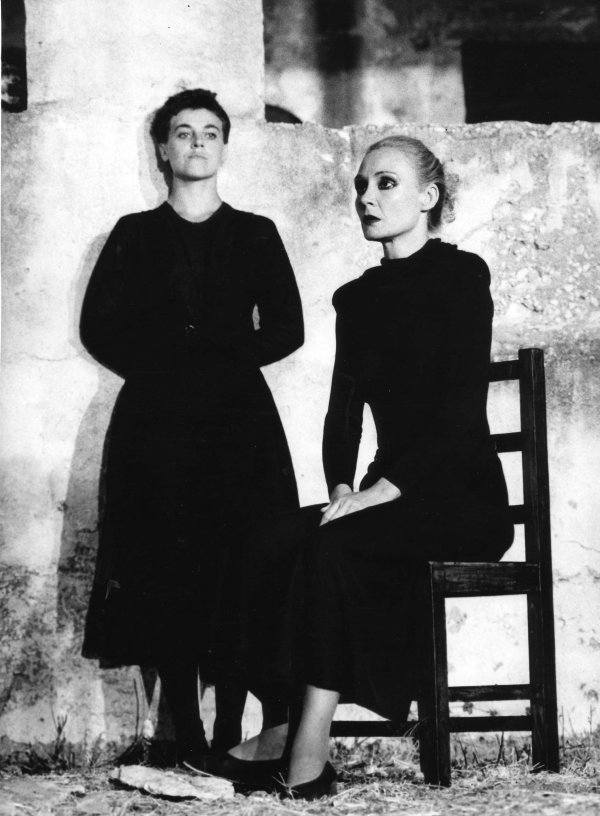 Zoja Odak, Ellektra, 1988.