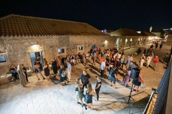 Svečano otvorenje izložbe 'Iza grada' u Dubrovniku