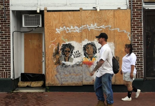 Pripreme za uragan Laura