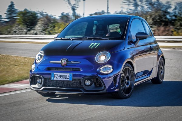 Abarth 595 Monster Energy Yamaha