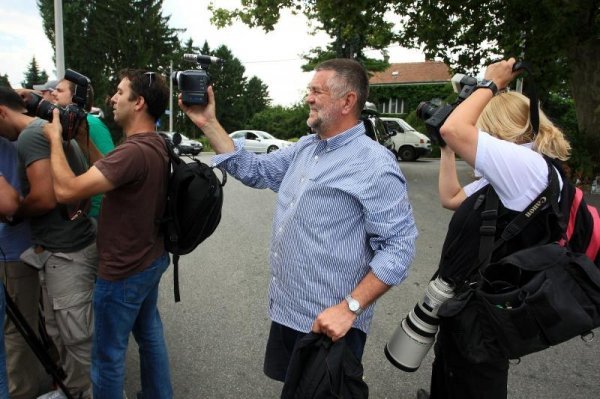 Rajko Grlić snimao je ispred Remetinca 2011., no demantirao je da snima film o Ivi Sanaderu / Pixsell