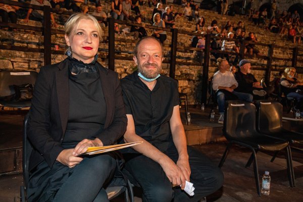 Režiser filma Andrej Korovljev i Paola Orlić