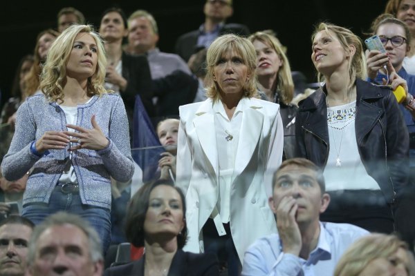 Brigitte Macron s kćerima Laurence Auziere-Jourdan i Tiphaine Auziere