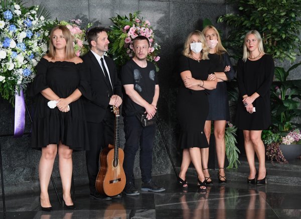 Marija Husar Rimac, Ante Gelo, Matija Dedić, Ivana Husar Mlinac, Martina Štritof, Maja Vučić