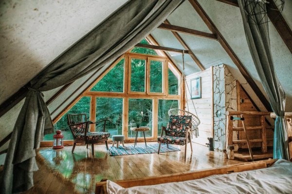 Koliba Šume Pjevaju