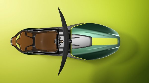 Aston Martin AMR-C01 Racing Simulator