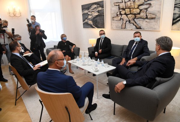 Sastanak Andreja Plenkovića i Milorada Dodika