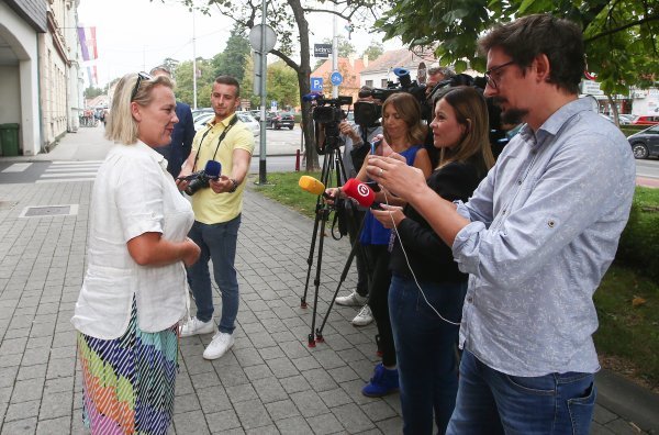 Djelatnici USKOK-a jutros ušli u prostorije VG Vodoopskrbe i gradske uprave