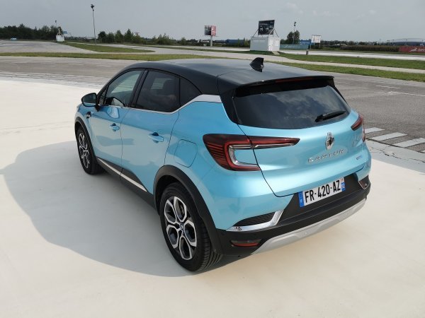 Renault Captur E-TECH Plug-in