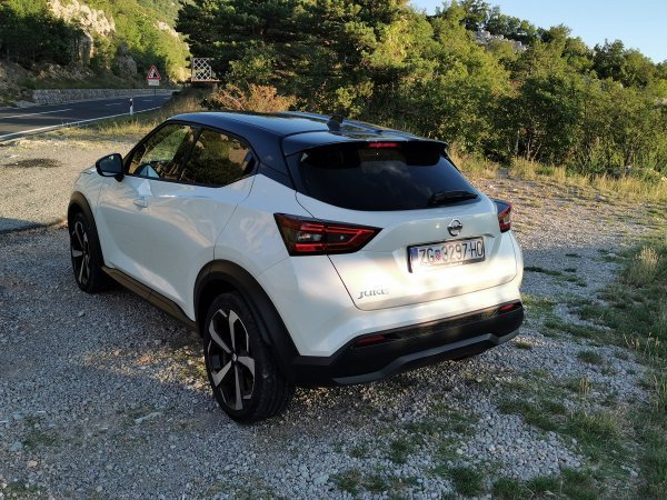 Nissan Juke 1.0 DIG-T DCT 117 Tekna
