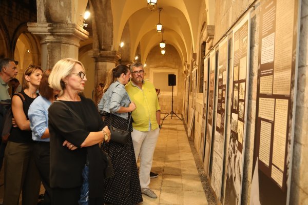 Izložba Državnog arhiva Kupanje i kupališta u Dubrovniku
