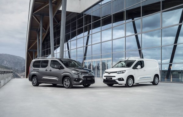 Toyota ProAce City Verso i Van